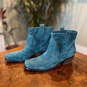 Nine West "Glowy" Boots - Turquoise Suede